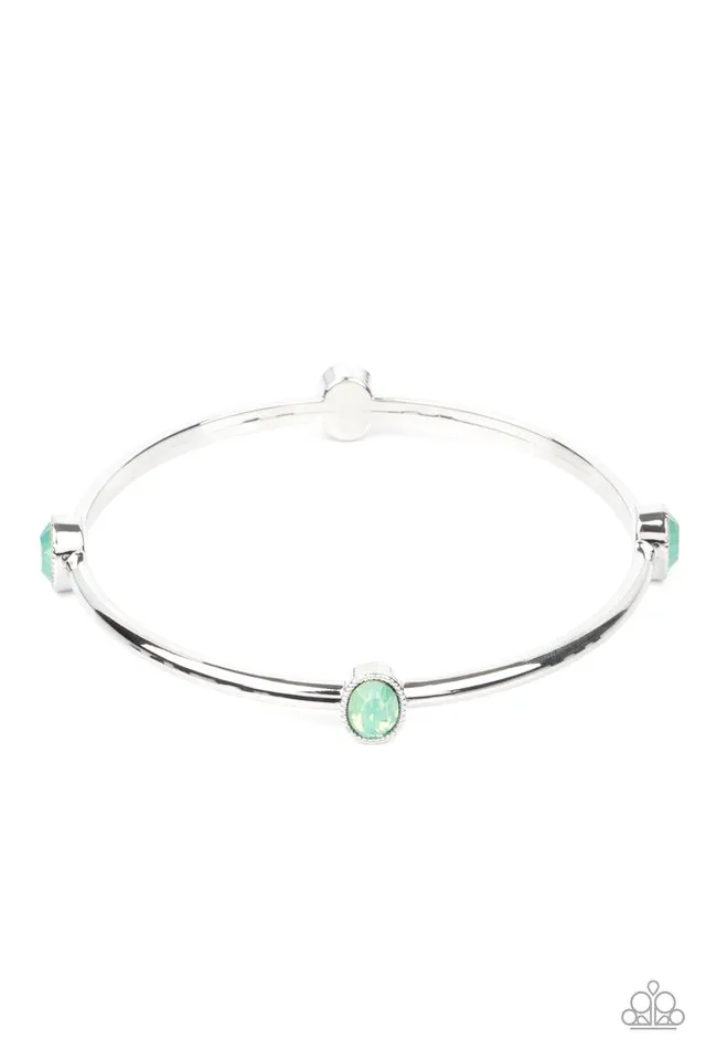 Paparazzi Bracelet ~ Gleam-Getter - Green