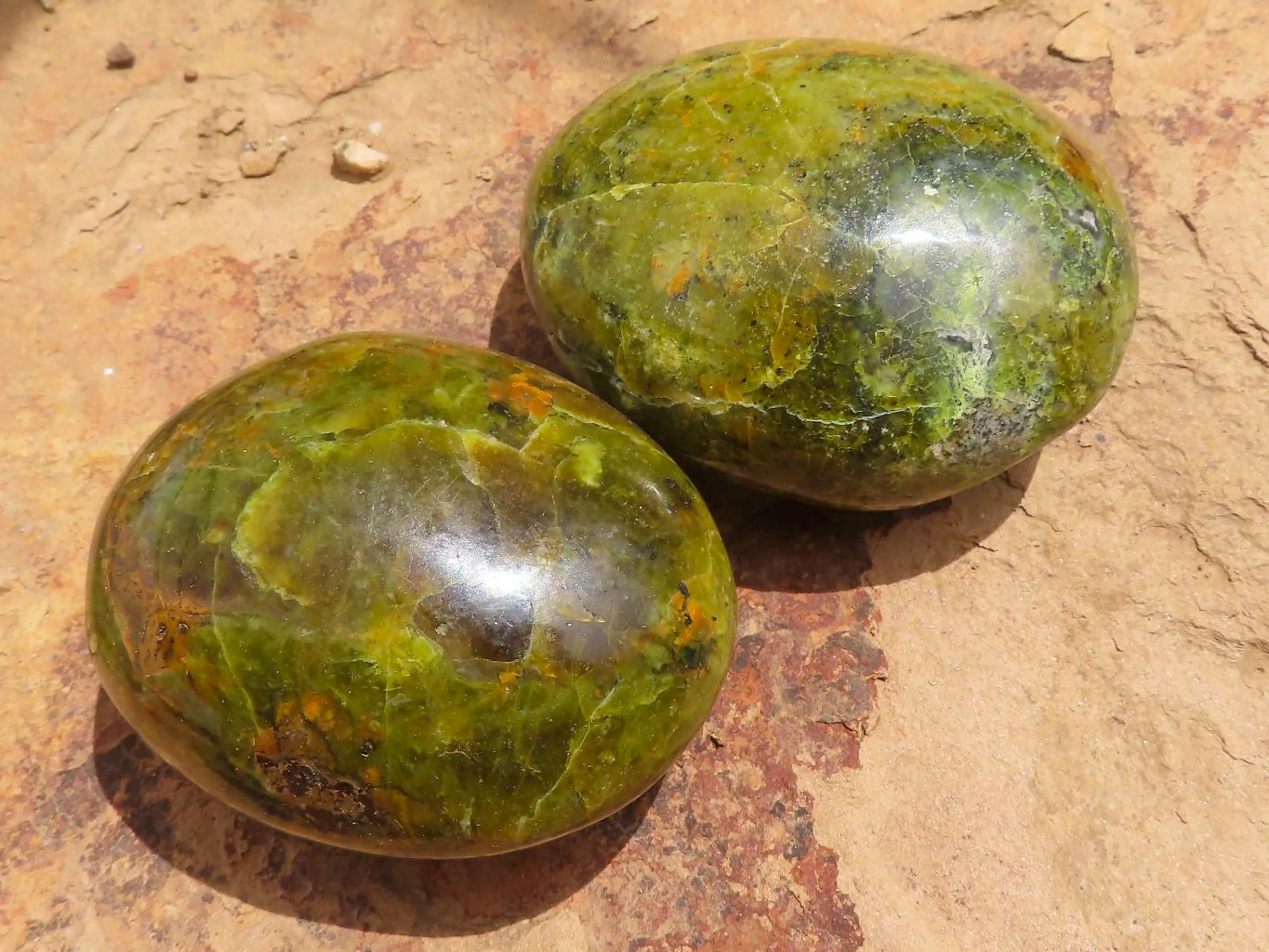 Polished Green Opal Galet / Palm Stones x 12 From Antsirabe, Madagascar