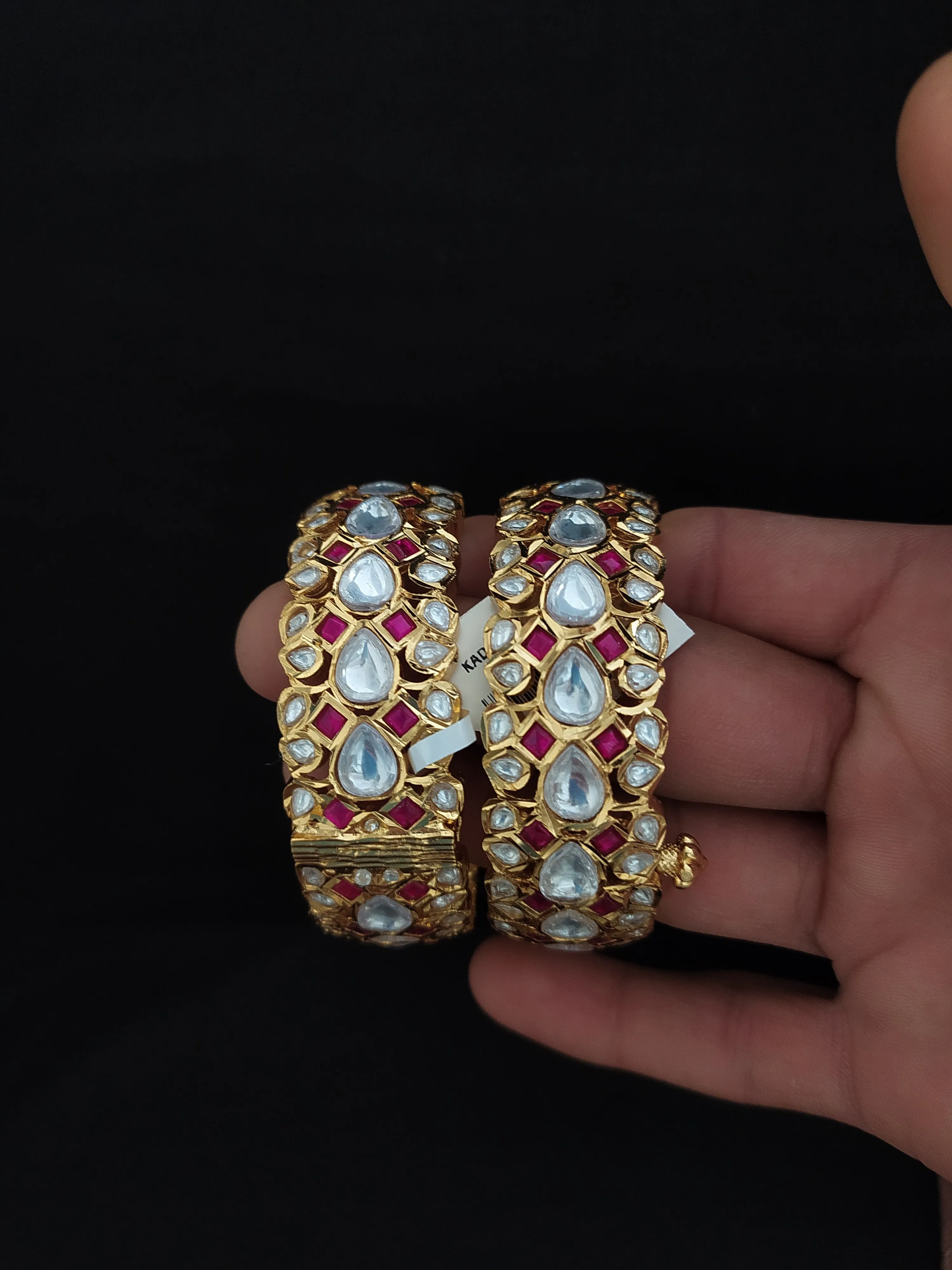 Regal Elegance of Gold Plated Polki Kundan & Moissanite Screw Bangle