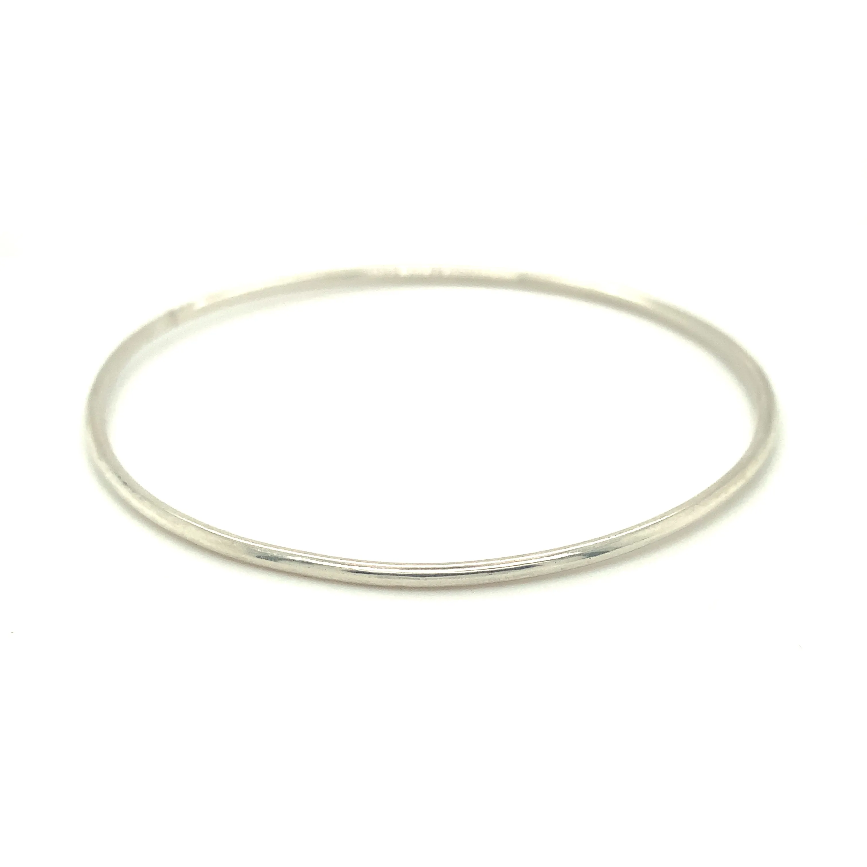 Tadgh Óg Sterling Silver Round Bangle