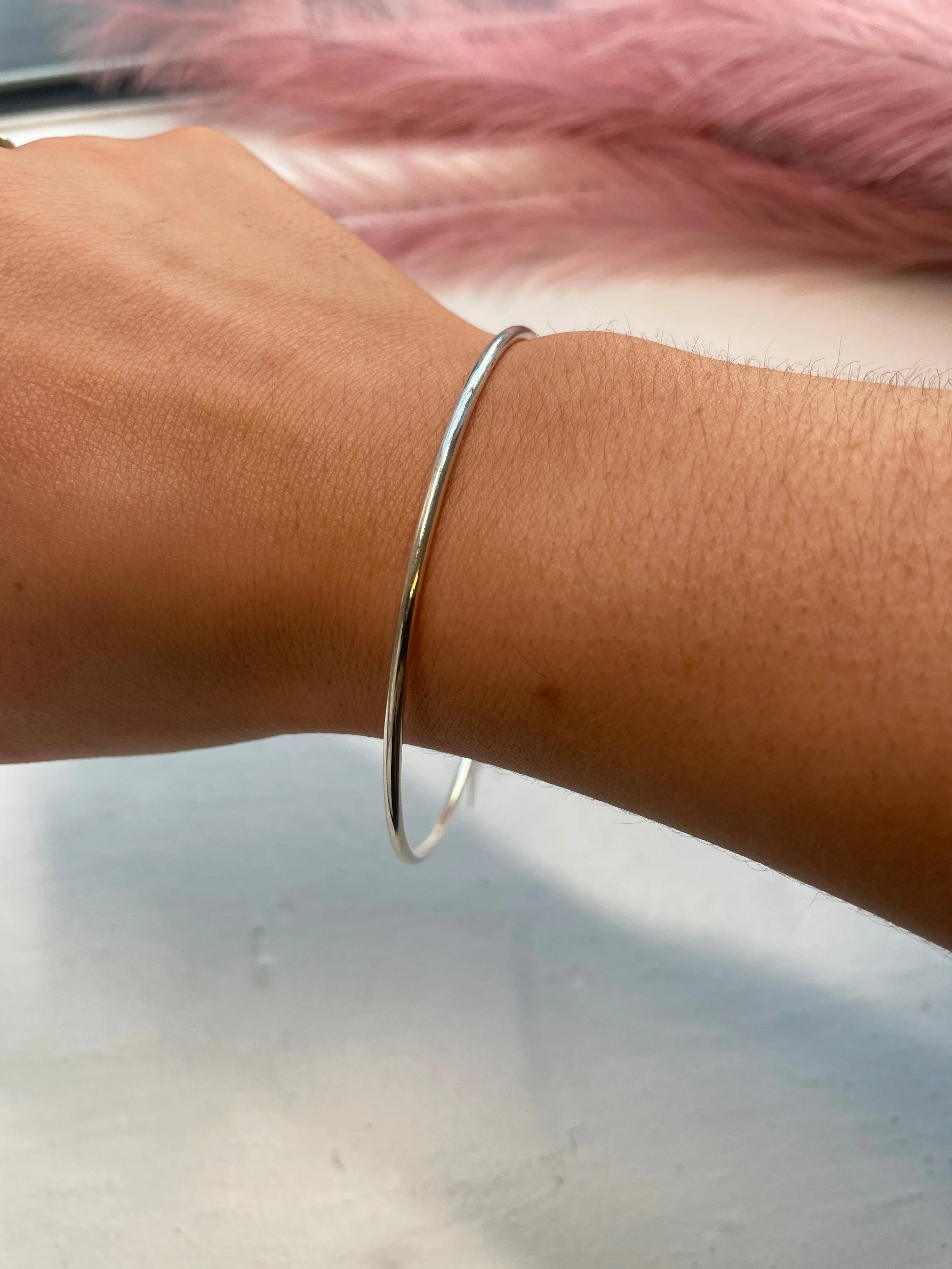 Tadgh Óg Sterling Silver Round Bangle