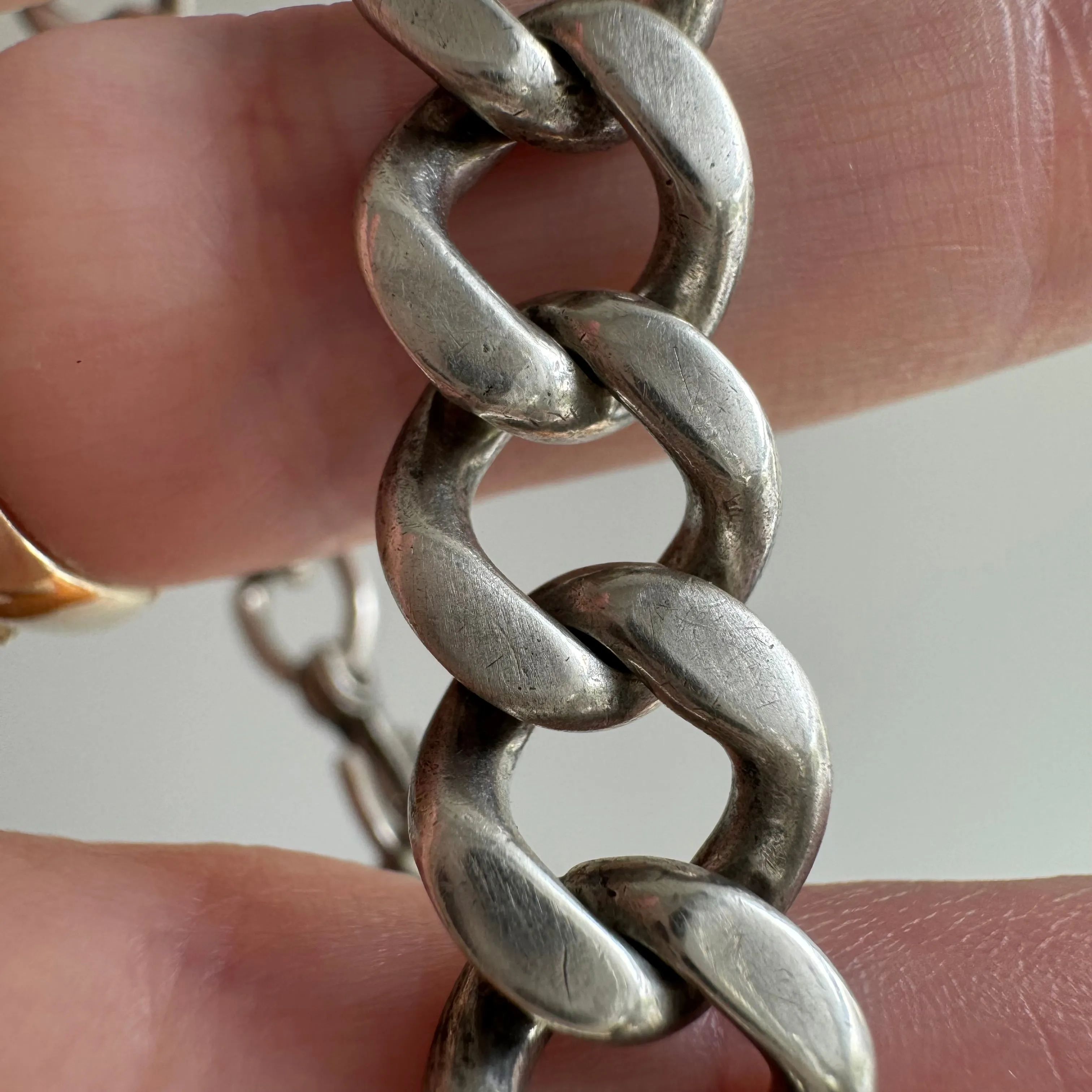 V I N T A G E // retro possibilities / sterling silver curb ID bracelet / 8.75", 44.6g